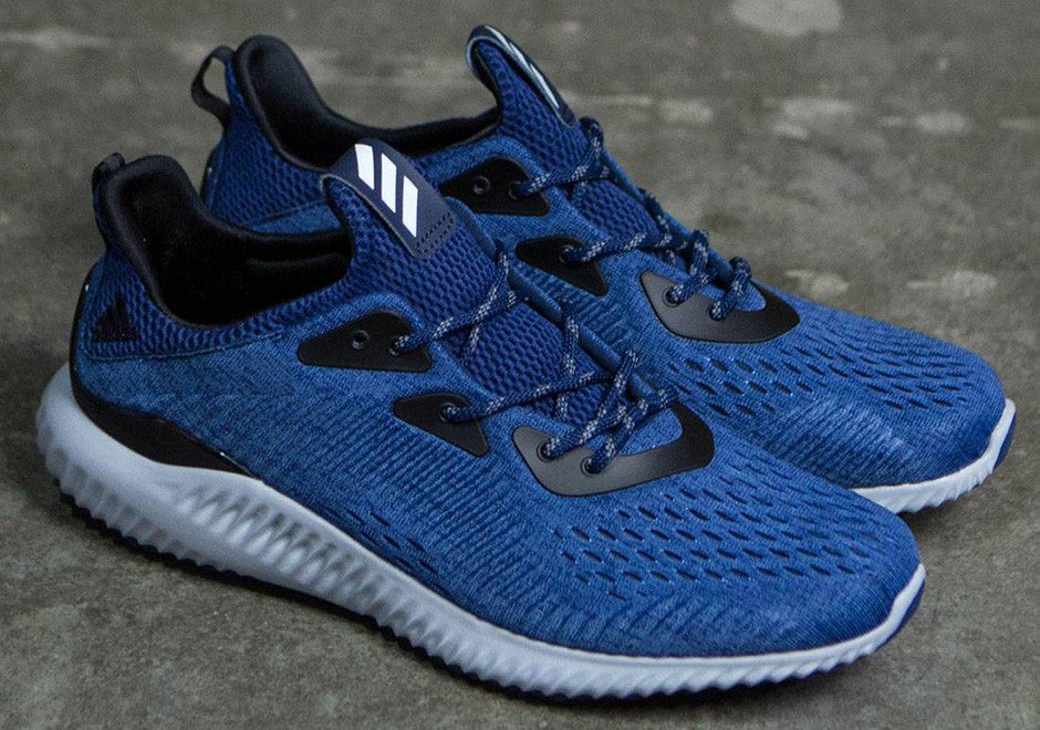 How To Lace Your Sneakers / Swap Your Shoe Laces : ADIDAS AlphaBounce Collegiate Navy